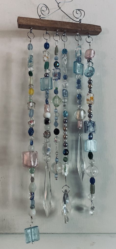 Beaded Windchimes Diy, Glass Bead Suncatcher Diy, Diy Beaded Suncatchers, Bead Windchimes, Diy Suncatchers Crystals, Sun Catchers Diy Suncatchers, Beaded Wind Chimes Diy, Bead Wind Chimes, Beaded Suncatcher Diy