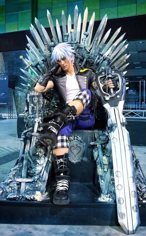 Aqua Cosplay Kingdom Hearts, Cloud Kingdom Hearts, Kh Sora, Kingdom Hearts Funny, Chain Of Memories, Riku Kingdom Hearts, Kingdom Hearts Fanart, Inside Joke, Kingdom Hearts Art