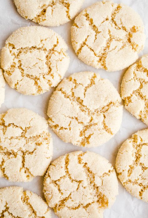 These Gluten-Free Almond Cookies are soft and chewy! Made with almond flour and sweetened with maple syrup and organic cane sugar, these almond cookies are also vegan. Almond Cookie Recipe, Gluten Free Almond Cookies, Chinese Almond Cookies, Tahini Cookies, Almond Cookie, Almond Meal Cookies, Vegan Biscuits, Almond Butter Cookies, Almond Flour Cookies