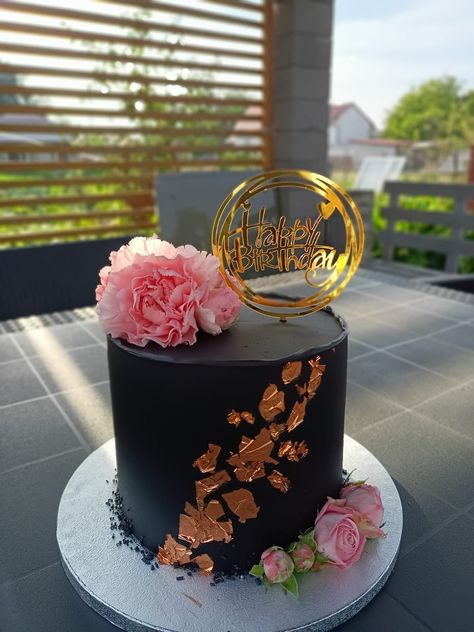 Black And Pink Cake, Black And Gold Cake, Cake Designs For Girl, Buttercream Cake Decorating, Happy Birthday Cake Images, Pink Birthday Cakes, Black Birthday, Birthday Cakes For Women, Cakes For Women