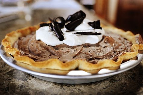 French Silk Pie Pioneer Woman, Silk Pie Recipe, Chocolate Silk Pie, The Pioneer Woman Cooks, French Silk Pie, Silk Pie, Fresh Fruit Recipes, Chocolate Pie, Ree Drummond