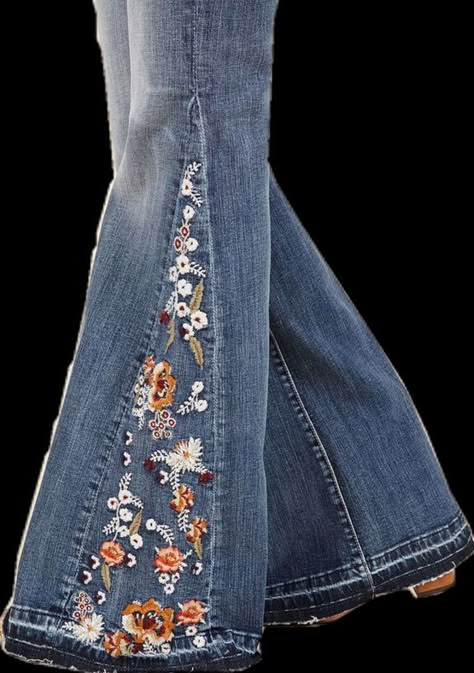 Jeans Bordados, Vestiti In Jeans, Jeans Bordado, Cloth Sewing, Groovy Clothes, Making Bags, Diy Jeans, Denim Ideas, Upcycle Jeans