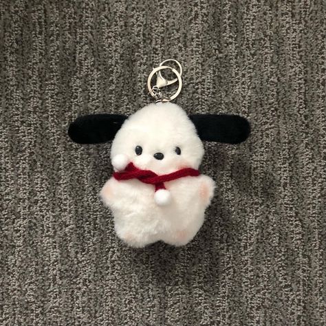 Plush Keychain Aesthetic, Cute Plush Keychain, Pochacco Plushie, Stuffed Animal Keychains, Stuffed Keychain, Keychain Plush, Hello Kitty Keychain, Cute Stuffed Animals, Cute Keychain