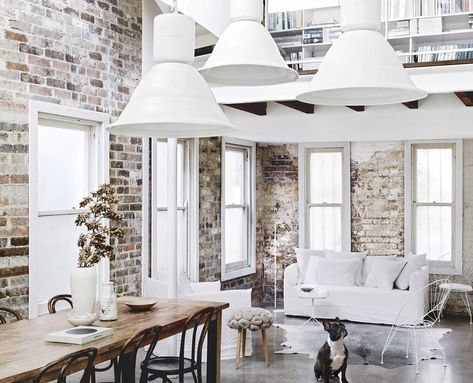 https://decordemon.blogspot.com/2020/05/an-all-white-industrial-style-home-with.html?fbclid=IwAR0FH0cURralkKPU9ZXHSf87Z7VvWpujAqeAcBKLxRhq6wyTQtEOmwTO1eQ Industrial Style House, Urban Industrial Decor, Industrial Style Home, Glamorous Interiors, White Industrial, Industrial Living, Industrial Interior Design, Storey Homes, Brick Walls