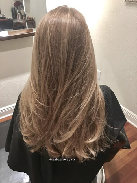 Ashy Blonde Natural Hair, Dark Dark Blonde Hair, Hair Inspo Dark Blonde, Dirty Blonde Hair Cool Tones, Natural Blonde Babylights, Dark Blonde Hair Layers, Dark Blonde With Blonde Highlights, Dark Blonde Hair No Highlights, Dark Blonde Natural Hair