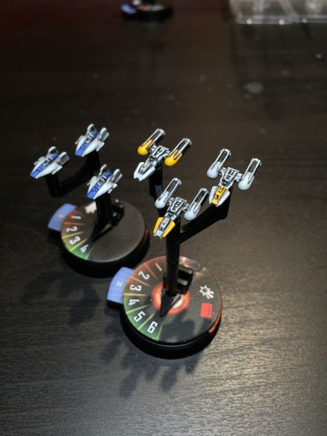 How I paint my Star Wars Armada Squadrons – DWRR Star Wars Armada, Star Wars Figurines, X Wing Miniatures, Star Wars Models, Star Wars Games, Black Spray Paint, My Star, Star Wars Rebels, Star Wars Collection