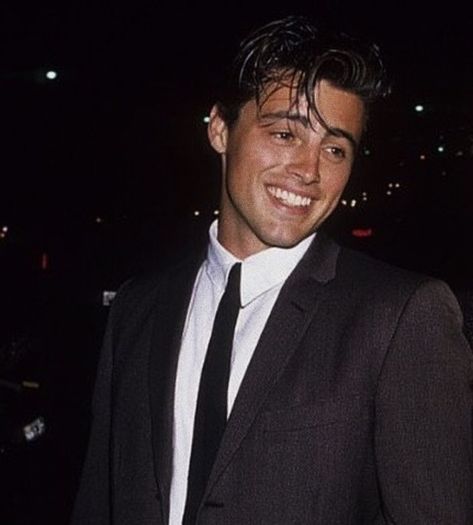 Matt LeBlanc aka Joey Freakin Tribbiani Cindy Crawford 90s, Vsco Friends, Drew Barrymore 90s, Joey Friends, 90s Actors, Jack Dawson, Matt Leblanc, 90s Men, Friends Cast