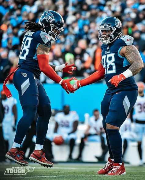 Nfl Titans, Football Drip, Titans Football, Deandre Hopkins, Minnesota Wild, Football Pictures, Tennessee Titans, National Football League, Football League