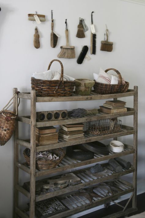 Bakers Rack Decorating Ideas, Bakers Rack Decorating, Redone Furniture, Prop Storage, Utility Shelf, Jeanne Oliver, Vintage Colours, Warm Home Decor, Storage Idea