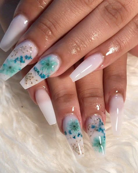 Milky Bath Nails, Milk Flower Nails, Milky White Floral Nails, Milk Bath Nails Short, Blue Milk Bath Nails, Flower Bath Nails, Nails With Real Flowers, Milky White Nails With Flowers, Milk Bath Nails Acrylic