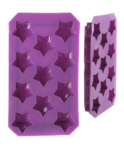 Look at this Stars Ice Cube Tray - Set of Four on #zulily today! Star Ice Cubes, Purple Goth, Plastic Ice Cubes, Kitchenware Design, Ice Star, Moose Toys, Ice Molds, Ice Cube Molds, Ice Cube Trays