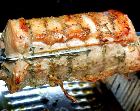 Rotisserie Pork Loin, Rotisserie Pork Tenderloin, Rotisserie Recipes, Loin Roast Recipes, Boneless Pork Loin Roast, Grilling Recipes Pork, Bbq Rotisserie, Pork Loin Recipe, Smoked Pork Loin