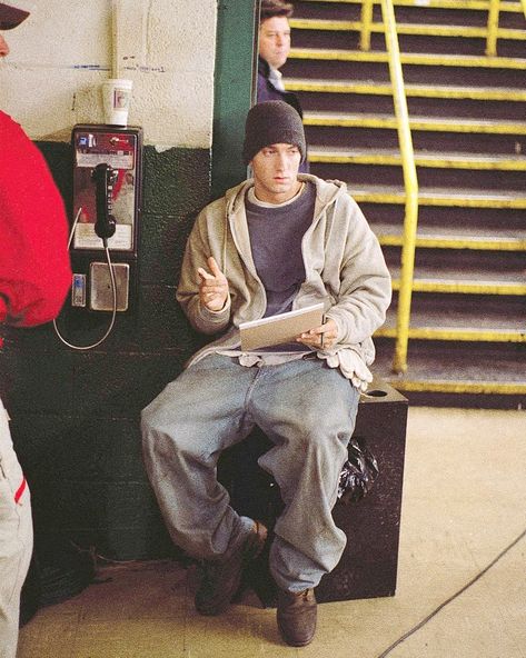 Baggie Jeans Outfit, Eminem Style, Rap Clothes, 90s Rappers Aesthetic, The Slim Shady, 90s Rappers, Mode Hip Hop, Looks Hip Hop, Baggy Jeans Outfit