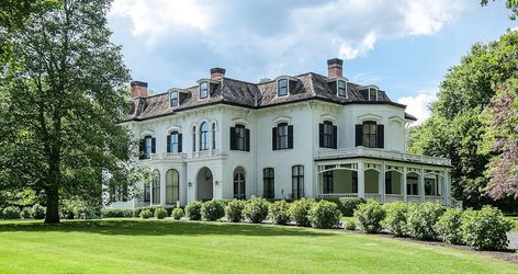 14 Mansions in Newport RI You Have to See to Believe - Scenic States Newport Mansions Interior, Newport Mansions, Matterport Newport Beach, Newport Beach Matterport, Evening Movie, Marriott Newport Coast Villas, Newport Ri Mansions, Rhode Island Mansions, Newport County