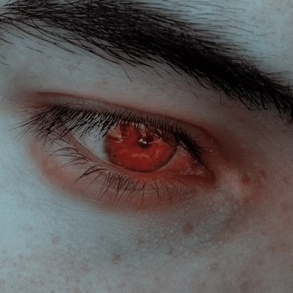 Vampire Eyes Male, Red Eye Aesthetic Male, Vampire Fangs Aesthetic Male, Vampire Esthetics, Vampire Guy Aesthetic, Vampire Men Aesthetic, Vampire Male Aesthetic, Red Eye Aesthetic, Irish Vampire