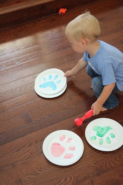 Paw Print Hunt & Match Game for Toddlers - Toddler Approved Head Start Activities, Skye Birthday Party, Early Head Start, Paw Patrol Birthday Theme, Game For Toddlers, Paw Patrol Birthday Cake, Slp Activities, Do A Dot, Match Game