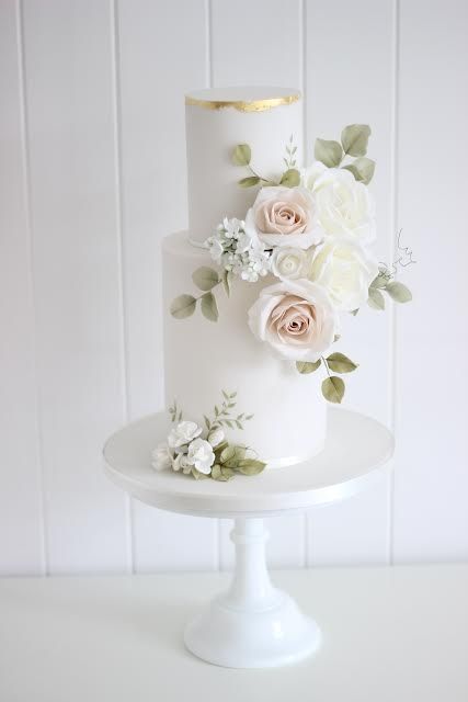 Jane Cake Decorating Roses, 2 Tier Wedding Cake, Golden Wedding Cake, Textured Wedding Cakes, 3 Tier Wedding Cakes, Wedding Cake Alternatives, Floral Cakes, Small Wedding Cakes, Floral Wedding Cake