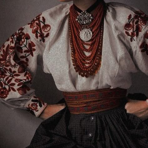 Slavic Core, Slavic Aesthetic, Slavic Clothing, Ukrainian Clothing, Slavic Folklore, Slavic Culture, Ukrainian Culture, Russian Culture, Russian Style