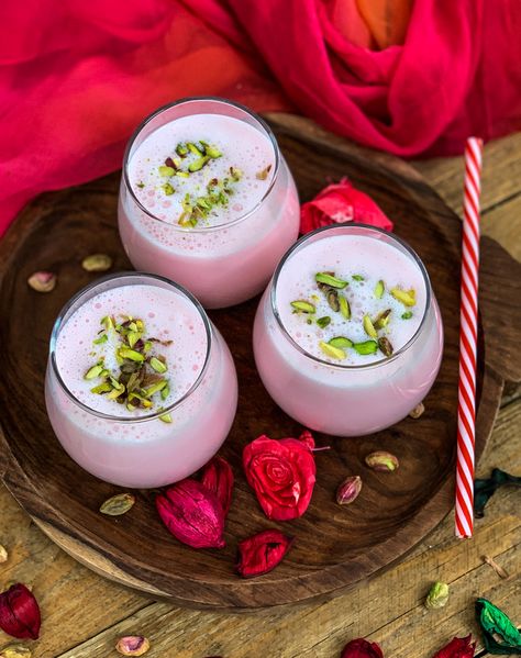 Rose Lassi, Mirchi Bajji, Shrikhand Recipe, Mango Lassi Recipes, Lassi Recipe, Rose Syrup, Samosa Chaat, Yogurt Drink, Lassi Recipes