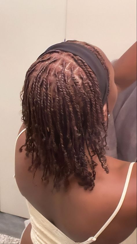 Natural Hair Styles Twist And Braids, Two Strand Twist Starter Locs Black Women, Two Twist Locs, Short Twist Braids Hairstyles Natural, Short Twists Natural Hair Styles, Mini Twist Locs, How To Style Short Twist Natural Hair, Twists Hairstyles For Natural Hair, Starter Locs Styles Two Strand Twists