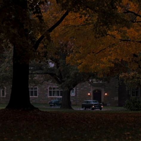 dead poets society Dark Academia Aesthetic Icons, 50s Teenagers, Dead Poets Society Quotes, Dead Poets Society Aesthetic, Carpe Diem Seize The Day, Society 1989, Film Edits, 80s Film, Neil Perry