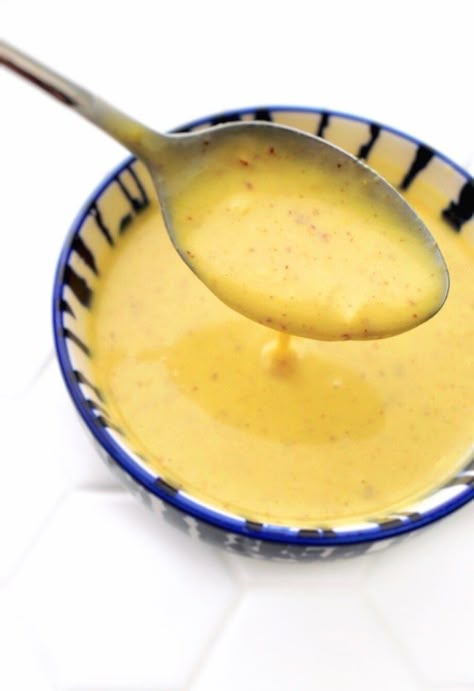 Greek Yogurt Honey Mustard Sauce - My Food Obsessions Mustard Sauce For Chicken, Lemon Pepper Pasta, Honey Mustard Sauce Recipe, Greek Yogurt Honey, Mustard Pretzels, Honey Mustard Recipes, Yogurt Honey, Honey Mustard Dipping Sauce, Homemade Honey Mustard