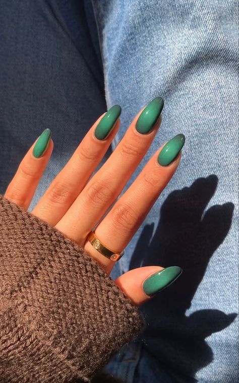 By @glossytipped Green Aura Nails, Aura Azul, Green Aura, Long Natural Nails, Aura Nails, Subtle Nails, Almond Nail, Fire Nails, Simple Nails