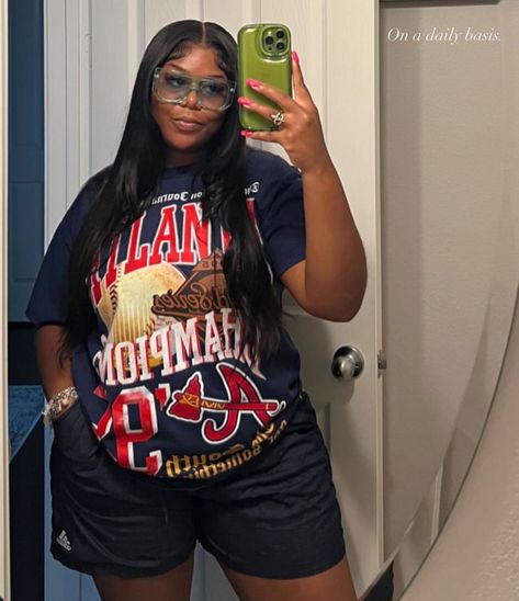 Plus Size Tomboy Fashion Summer, Boxer Short Outfits Plus Size, Muscle Tee Outfit Black Women, Graphic Tee And Biker Shorts Outfit Plus Size, Tomboy Fashion Summer, Graphic Tee Outfit Black Women Plus Size, Plus Size Black Women Fashion, Plus Size Tomboy Fashion, Thick Fashion