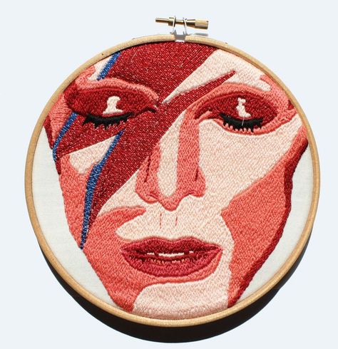 Bowie Embroidery, Embroidery Magic, David Bowie Art, Bowie Art, Aladdin Sane, Diy Upcycling, Sew Easy, Ziggy Stardust, Creative Embroidery