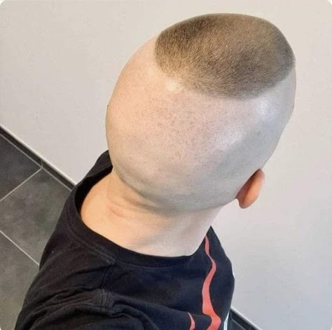 Horrible Haircuts Men, Skinhead Haircut, Horseshoe Flattop, Jarhead Haircut, Gents Hairstyles, Crew Cut Hair, Crew Cut Haircut, Low Taper Fade Haircut, High And Tight Haircut