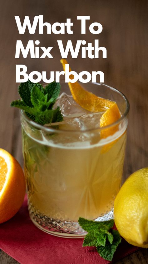 What To Mix With  Bourbon Low Carb Bourbon Drinks, What To Mix With Bourbon, Easy Burbon Drinks, Bourbon Drinks Easy, Drinks Made With Bourbon, Bourbon Mixed Drinks Easy, Drinks With Bourbon Whiskey, Simple Bourbon Drinks, Angels Envy Bourbon Cocktails