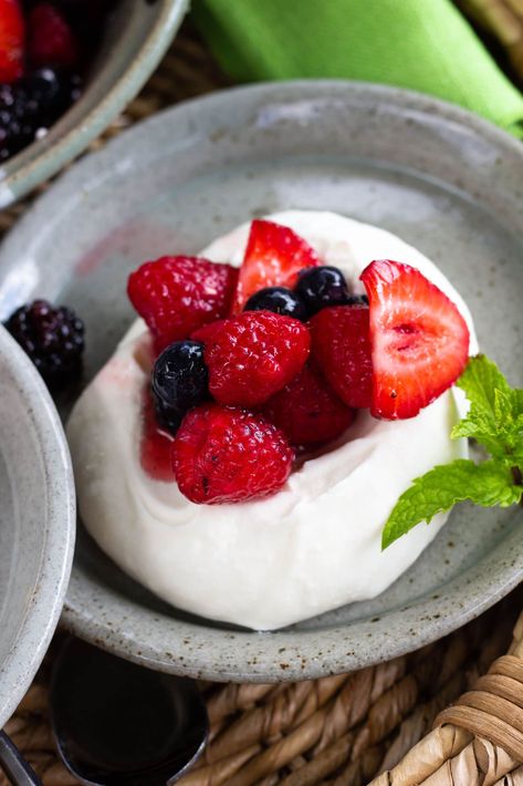 an amaretto cream topped with mixed berries and mint Amaretto Cream, Delectable Desserts, Berry Juice, Cream Cheese Recipes, Recipe For Mom, Mixed Berries, Best Dessert Recipes, Fresh Berries, Summer Desserts