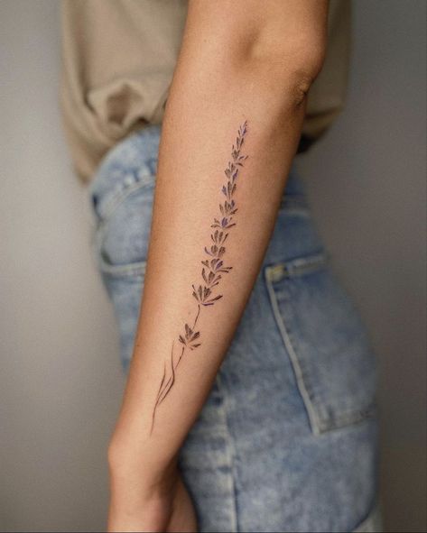 Forearm Tattoos For Women, Around Arm Tattoo, Lavender Tattoo, Chic Tattoo, Small Forearm Tattoos, Cool Forearm Tattoos, Forearm Tattoo Women, Hand Tattoos For Women, Wrist Tattoos For Women