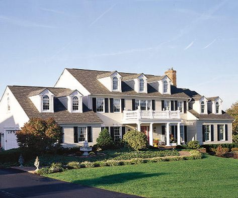 Colonial Front Porch Ideas, Colonial Home Exteriors, Colonial Front Porch, Dutch Colonial Homes, Colonial House Exteriors, Ranch House Exterior, Colonial Exterior, Colonial Home, Colonial Style Homes