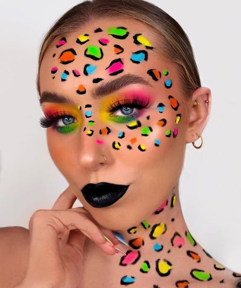 Rainbow Cat Makeup, Lisa Frank Leopard Makeup, Rainbow Halloween Makeup, Lisa Frank Face Paint, Animal Print Makeup Looks, Lisa Frank Makeup Looks, Animal Makeup Looks, Neon Face Paint Ideas, Cool Face Paint Ideas