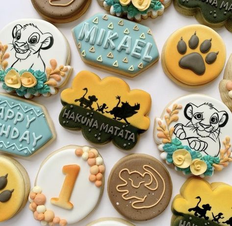 Lion King Birthday Party Ideas, Lion Cookies, Lion King Party, Lion King Cakes, Lion King Birthday, Cat Cookies, Dog Cookies, Cookie Exchange, Icing Cookies