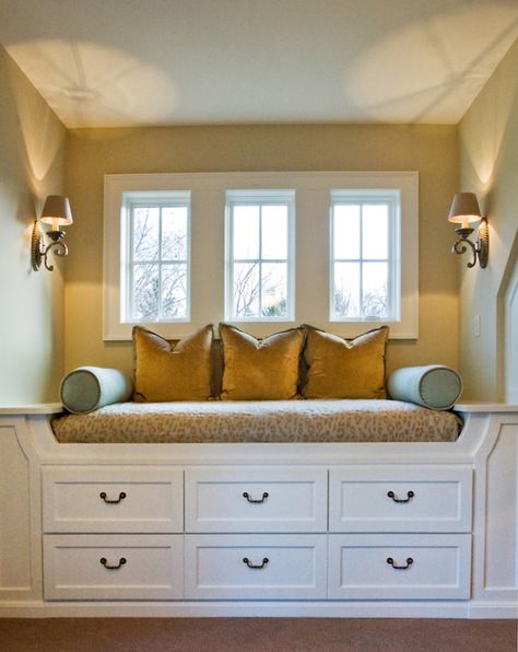 63 Incredibly cozy and inspiring window seat ideas Window Seat Design, Window Seat Storage, Bunk Rooms, Window Benches, Attic Renovation, Ikea Cabinets, Seat Storage, In The Corner, Traditional Bedroom