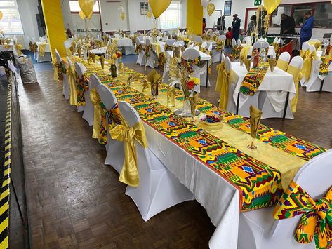 African Wedding Theme Decoration, African Wedding Theme, Diy Dollar Tree Centerpieces, African Inspired Wedding, Colourful Table, White Chair Covers, African Theme, Table Clothes, African Traditional Wedding