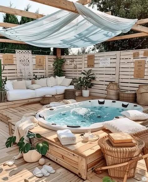 Whirpool Outdoor, Whirlpool Deck, Outdoor Whirlpool, Hot Tub Pergola, Penthouse Ideas, Kleiner Pool Design, Backyard Spa, Ideas Animal Crossing, Hot Tub Patio