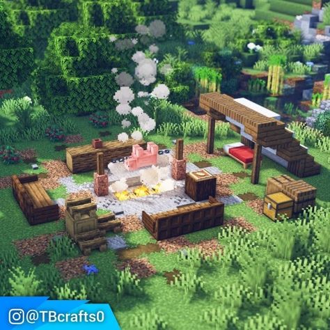 Campfire Ideas, Minecraft Camp, Minecraft Garden, Minecraft Decoration, Tent Ideas, Big Tasty, Camp Tent, Rumah Minecraft Sederhana, Camping Site