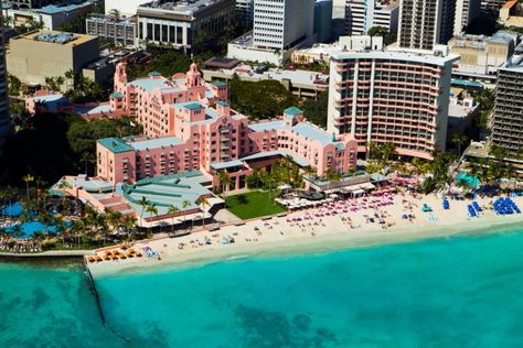 The Five Best 5-Star Hotels in All of Hawaii Sheraton Waikiki, Waikiki Hawaii Beach, Royal Hawaiian Hotel, Hawaiian Resorts, Beach In Hawaii, Waikiki Hotels, Perfect Honeymoon, Waikiki Hawaii, Beachfront Hotels