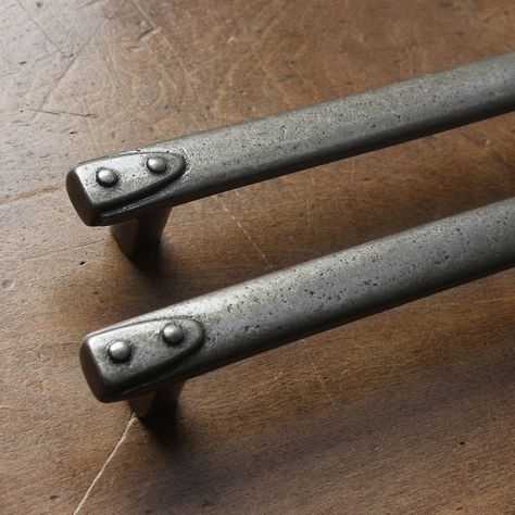 1 X Cast Iron Pull Handles Cabinet Drawer Pulls Kitchen Dresser Cupboard Door Pulls Industrial French Factory Pulls Old Vintage Style - Etsy Denmark Wrought Iron Cabinet Pulls, Cabinet Handle Ideas, Pantry Door Handles, Sheep Wagon, Iron Cabinet Hardware, Rustic Cabinet Hardware, Rustic Drawer Pulls, Iron Cabinet Pulls, Drawer Pulls Kitchen