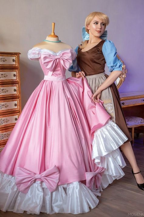 Disney Inspired Dresses, Cinderella Cosplay, Pretty Pink Gowns Who Made Me A Princess Dress, Disney Princess Gowns, Princess Dress Fairytale, Princess Clothes, Disney Princess Cosplay, Cinderella Princess, Silver Cocktail Dress, Disney Dress, Fantasia Disney