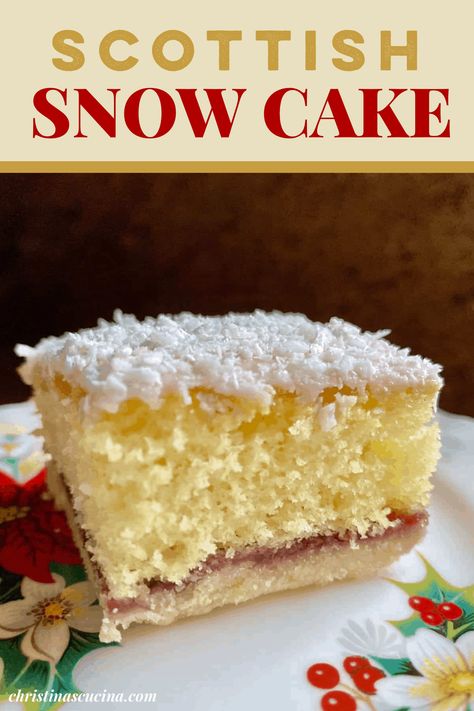 This Scottish Snow Cake recipe starts with a rich short crust pastry bottom, raspberry jam, light cake topped with icing and then coconut. It's a coconut lover's dream. British Christmas Cake Recipe, Scottish Cake Recipes, Scottish Easter Recipes, Scottish Cranachan Recipe, Scottish Birthday Cake, Scottish Baking Recipes, Scottish Cake Decoration, Scottish Dessert Recipes, Scottish Christmas Recipes