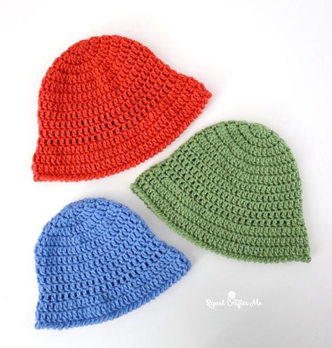 Crochet Hucket Hat, Repeat Crafter Me Hat Pattern, Crochet Baby Bucket Hat Free Pattern, Repeat Crafter Me Hat, Crocheted Bucket Hat Free Pattern, Crochet Bucket Hats Free Pattern, How To Crochet A Bucket Hat, Crochet Toddler Hat Free Pattern, Crochet Bucket Hat Baby