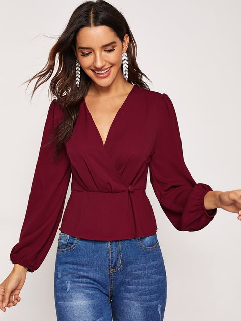 Plunging Neck Surplice Neck Top -SheIn(Sheinside) Peplum Tops, High Low Blouse, Top Shein, Plunging Neck, Rock Chic, Elegant Blouses, Plain Tops, Womens Long Sleeve Shirts, Spring Shirts