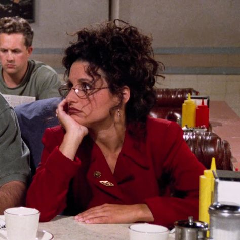 #seinfeld #kramer #jerryseinfeld #elainbenes #elaine #georgecostanza #90s #sitcom #seinfeldicon #icon Elaine Benes Aesthetic, Elaine Seinfeld Outfits, Seinfeld Outfits, Sitcom Aesthetic, Elaine Benes Outfits, Elaine Seinfeld, Seinfeld Elaine, Seinfeld Kramer, Elaine Benes