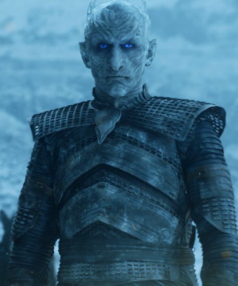 This Silly Meme Actually Pokes A Hole In The White Walkers Theory #refinery29 http://www.refinery29.com/2017/09/171075/white-walkers-chain-dragon-theory#slide-1 Game Of Thrones Theories, Game Of Thrones Wallpaper, Game Of Thrones Meme, Game Of Thrones Episodes, Game Of Thrones Prequel, Georgie Henley, Game Of Thrones Quotes, The Longest Night, White Walker