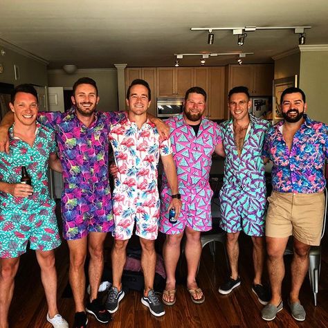 The trend that shouldn't exist. Pajama Party Outfit Ideas Men, Male Romper, Pajama Party Outfit Ideas, Hot Rompers, Outfit Themes, Khaki Romper, Romper Men, Mr Nice Guy, Outrageous Fashion