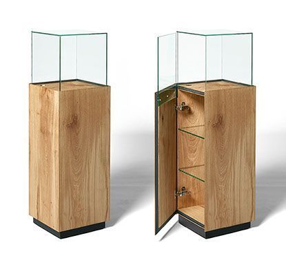 Column Cabinet, Jewelry Shop Display, Jewelry Store Displays, Glass Display Box, Jewelry Store Interior, Museum Exhibition Design, Jewellery Shop Design, Jewelry Store Design, Glass Showcase